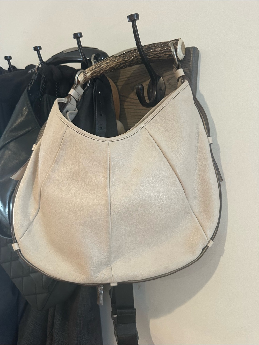 Yves Saint Laurent Mombasa Vintage Cream Leather Hobo Shoulder Bag